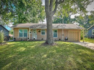3 NW Noel St, Lees Summit, MO 64063