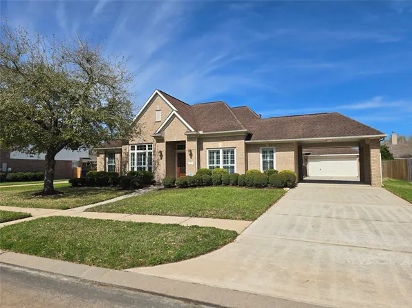 1813 Sandy Lake Dr, Friendswood, TX 77546