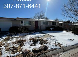 1102 View St, Rock Springs, WY 82901