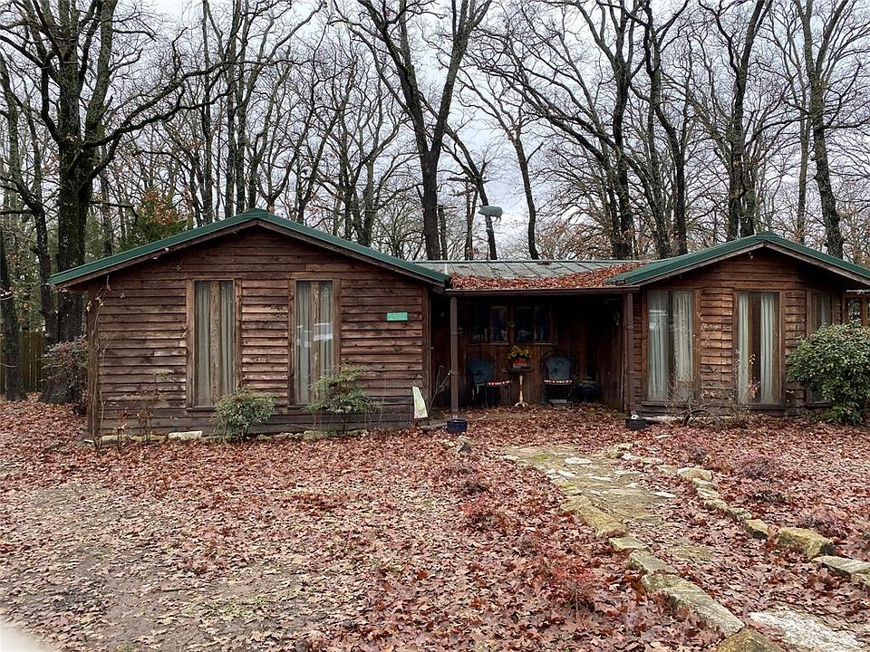1st image of 224 Lakeside Dr