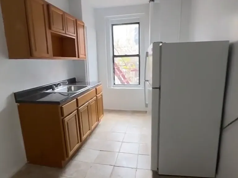 1325 College Ave #4A — Photo 6