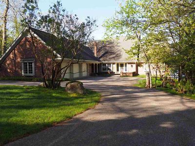 6322 Bluff Ridge Dr, Harbor Springs, MI, 49740