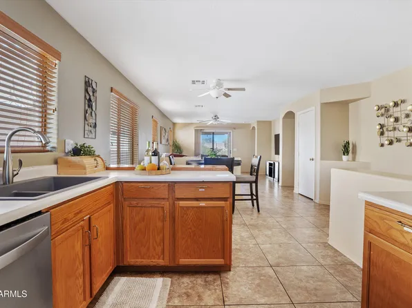 29149 N Yellow Bee Drive, San Tan Valley, AZ 85143