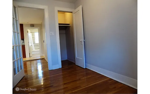 Rented by Douglas Elliman | media 19