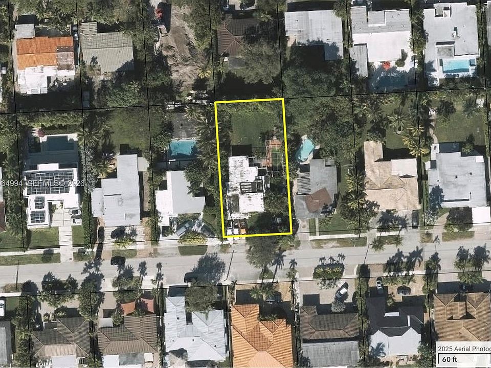 1st image of 2141 NE 124th St