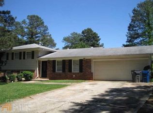 7426 Ann St, Riverdale, GA