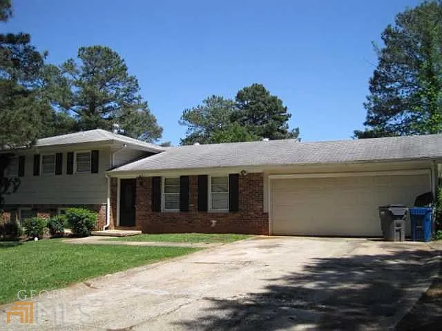 7426 Ann St photo 1