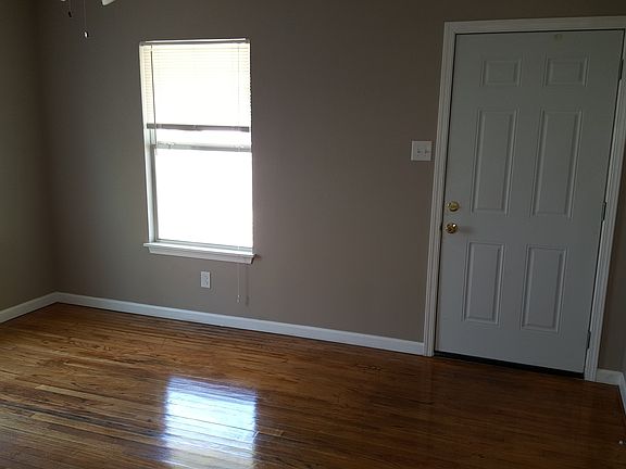 2nd image of 134 Overhill Dr