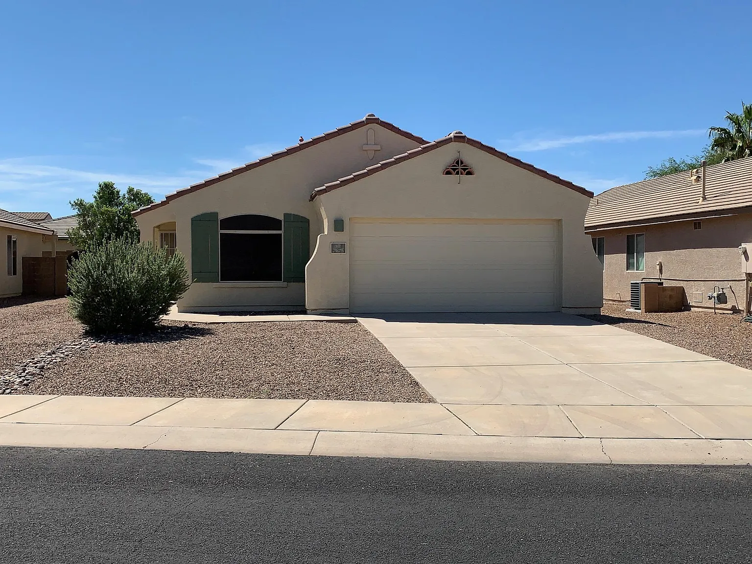 3 bed, 1332 sqft, $1,800 — Photo 2