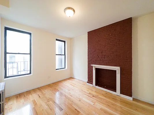 Rented by Compass | media 22