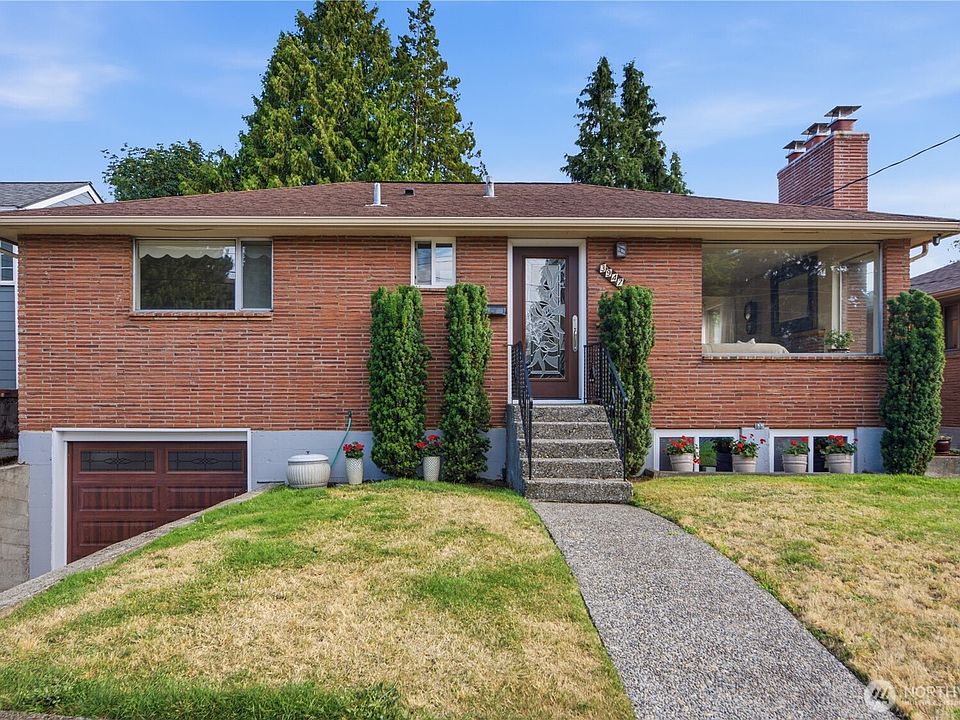 1st image of 3947 SW Portland Street