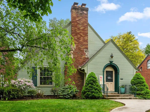 1229 Maxine Dr, Fort Wayne, IN 46807