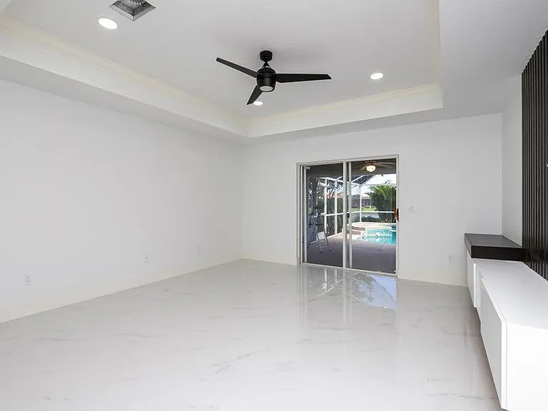 1268 SW Briarwood Dr — Photo 13