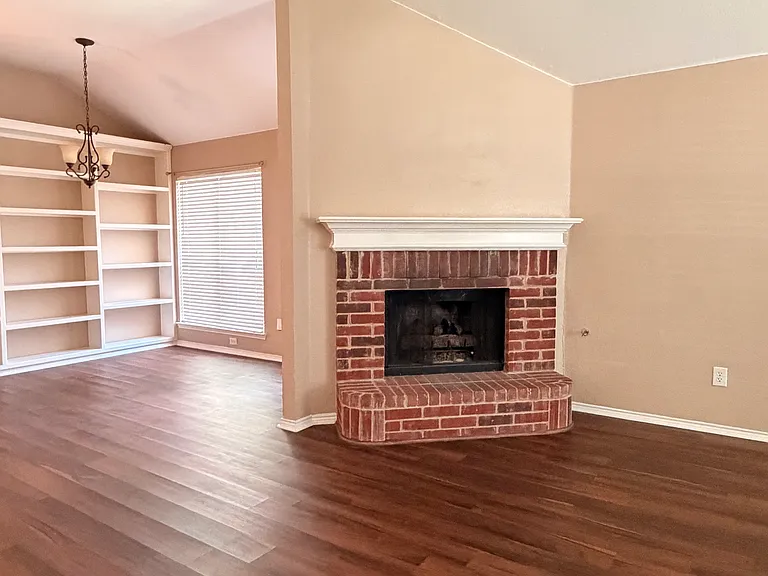 3207 Scenic Glen Dr — Photo 16