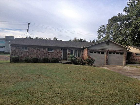 4th image of 1203 Sheridan Dr