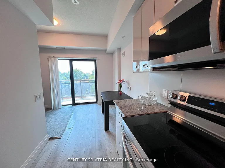 652 Princess St #411 — Photo 6