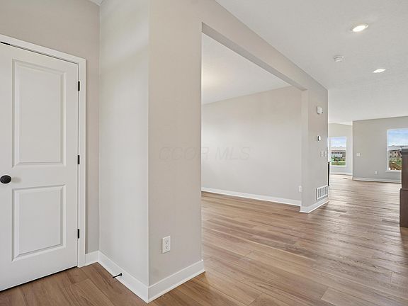 4th image of 3068 Patricia Ann Way