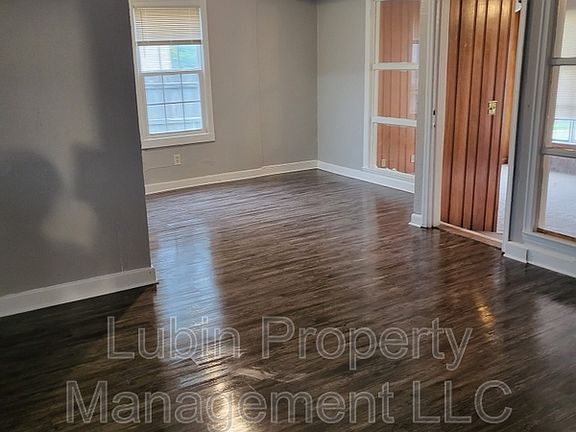 2nd image of 2166 Benton St