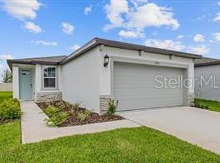 3705 Radiant Mountain Dr, Plant City, FL 33565