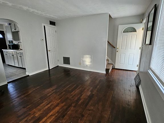 5th image of 432 Pearl Harbor St #432