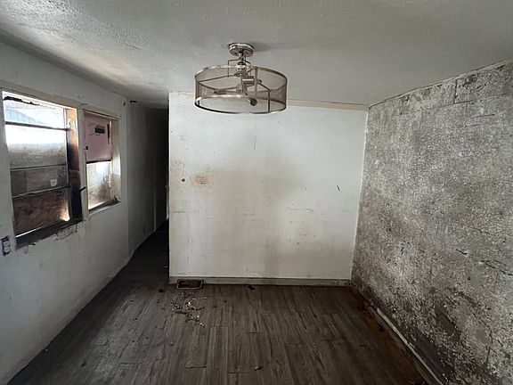 5th image of 2825 SE 14th St #15