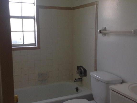 5th image of 2835 W Goldenrod Cir