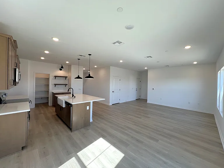 6209 Caruso Ave — Photo 10