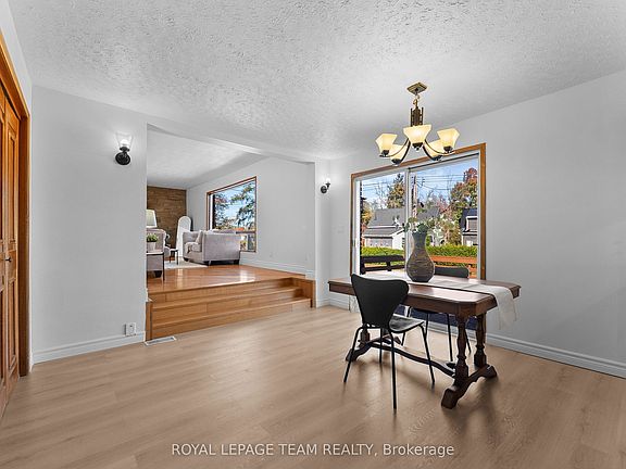 5th image of 1126 Poirier St