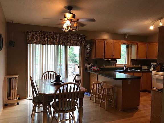 4th image of 22037 E Bethel Blvd NE