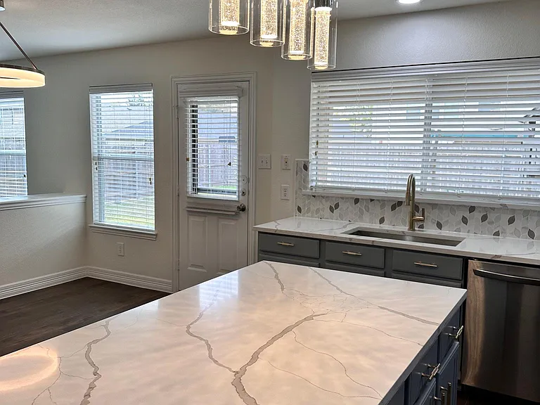1820 Kittyhawk Dr — Photo 6