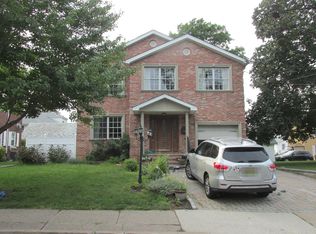 29 Burton Ave, Hasbrouck Heights, NJ 07604