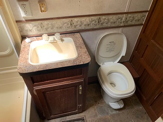 439 Cuyamaca Ave #B — Photo 12