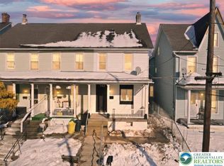 143 5th St, Slatington, PA 18080