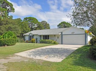 2904 Pine Tree Dr, Edgewater, FL 32141