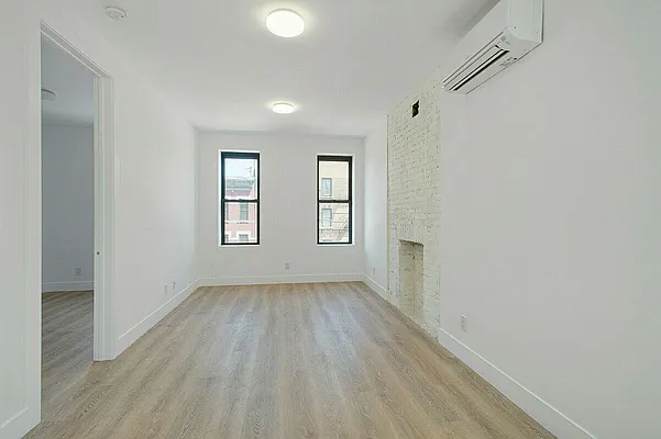 Rented by REAL New York | media 2