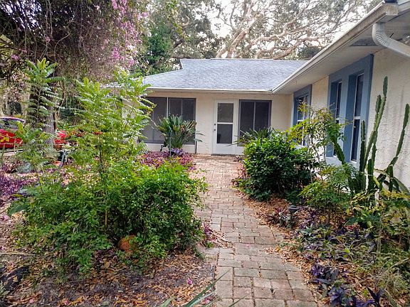 3rd image of 4386 Saxon Dr