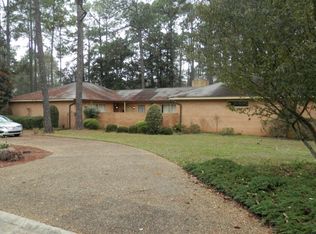 205 15th Ave SE, Moultrie, GA 31768
