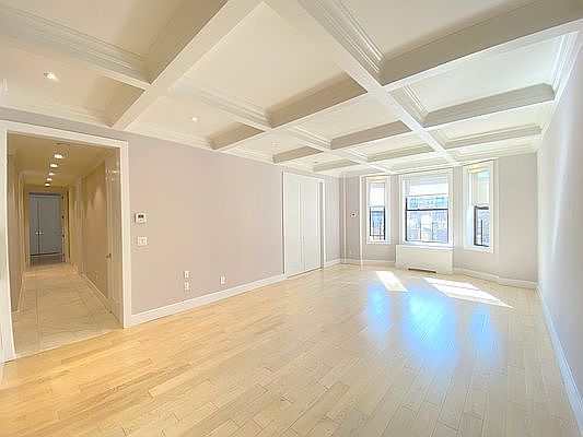 1st image of 252 W 76th St APT 10G