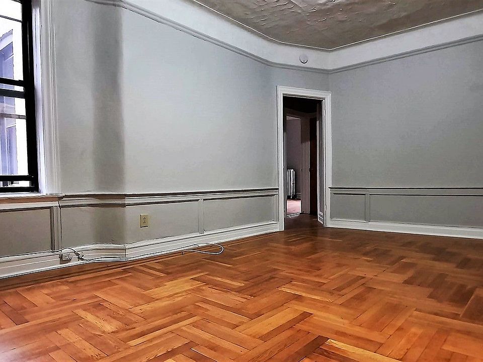 1st image of 307 Eastern Pkwy #4D