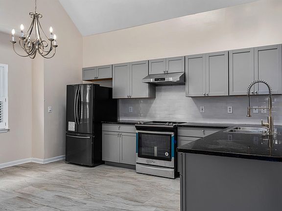 3rd image of 1133 Winward Ln