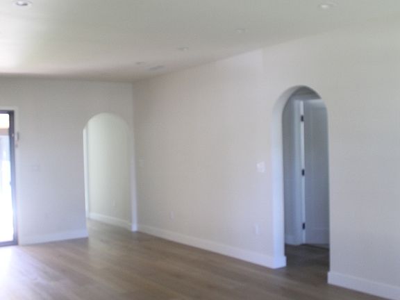 3rd image of 4419 Tyrone Ave