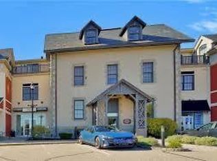 1000 Chapel View Blvd UNIT 313, Cranston, RI 02920