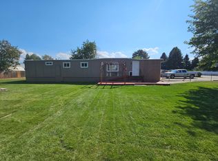 1404 N Grady Rd, Greenacres, WA 99016