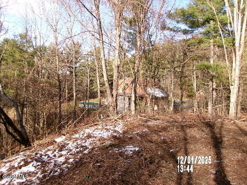 3rd image of 219 Barton Hill Road