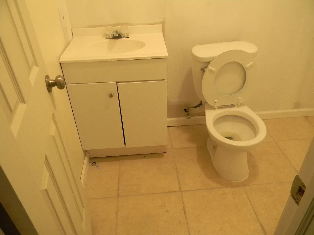 1 bed, 10 sqft, $2,600 — Photo 4