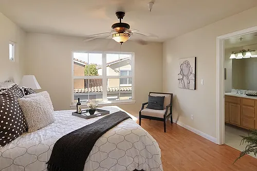 669 Harrison Ter Photo 1