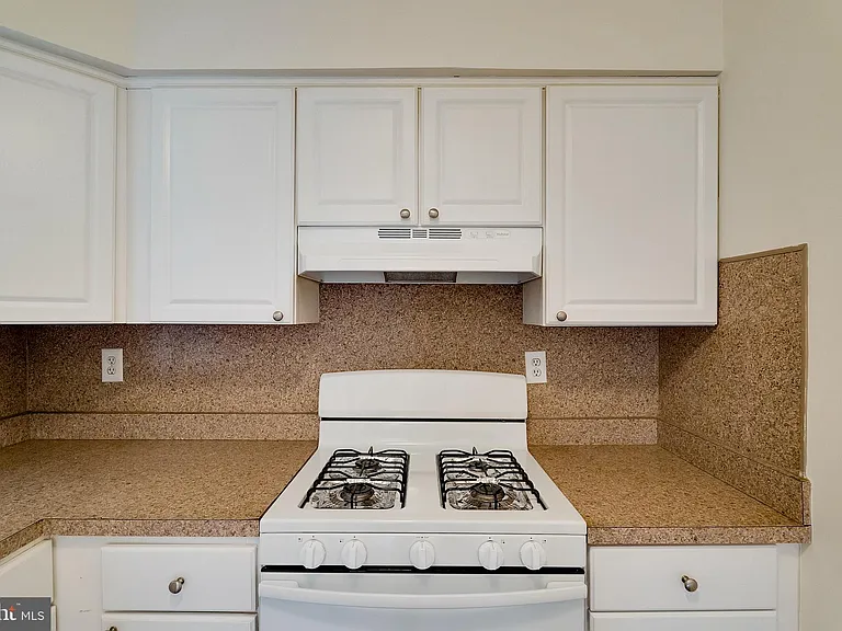 9754 E Roosevelt Blvd #1 — Photo 14