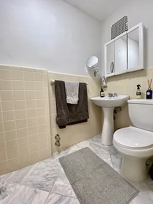 Rented by Corcoran | media 54