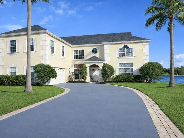 7823 Shane Ct, Orlando, FL 32822