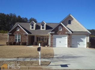 5653 Valley Loop, Fairburn, GA 30213